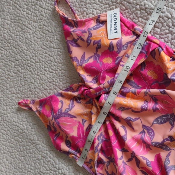 NWT Old Navy Size Medium Floral Tankini Swim Top - Picture 5 of 15